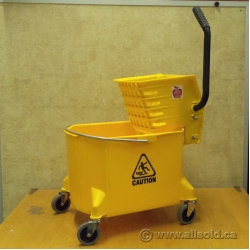Yellow Heavy Duty 7 Gal / 25 L Rolling Mop Bucket w Ringer